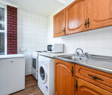 Palmerston Road, Buchurst Hill, IG9, Buckhurst Hill - Photo 2