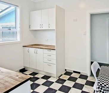 Otaki 3 Bedroom - Photo 2