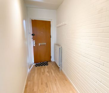 Hyggelig 2-værelses lejlighed på med stor altan - Foto 1