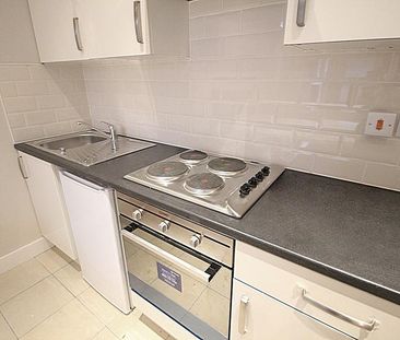 Studio to rent - Photo 5