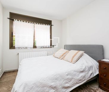 Excellent 5 Bedroom house / villa for rent in Montmar, Barcelona - Photo 3