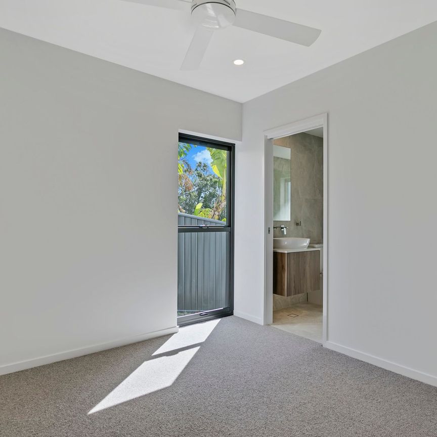 Second Floor Coastal Unit with Ocean Views! Water and Electricity Included! - Photo 1