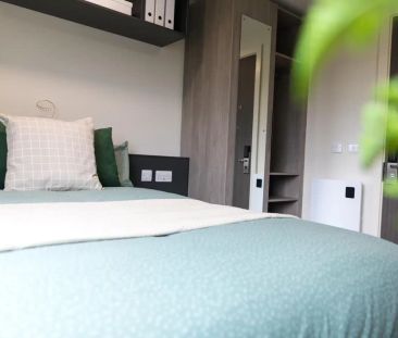 Two Bed Apartment - Photo 5