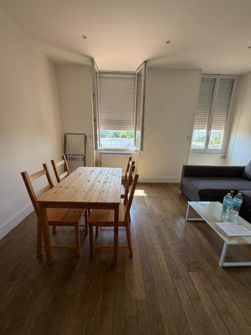 Location Appartement 2 pièces 44m² VILLEURBANNE 69100 - Photo 3