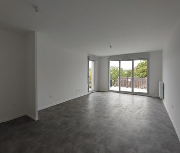 Location Appartement 3 pièces 65m² LIVRY GARGAN 93190 - Photo 1