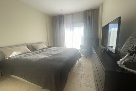 2 Bedroom Apartment For Rent in Estepona, Málaga - Photo 5