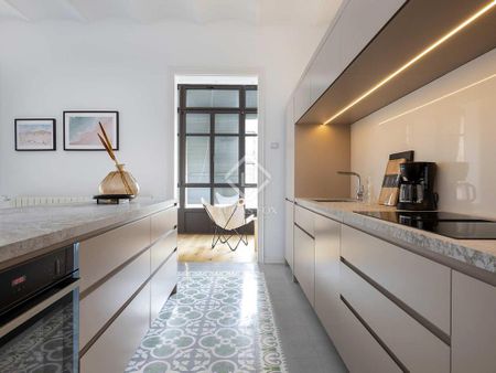 4 bedroom luxury Flat for rent in Barcelona, Spain - Photo 2