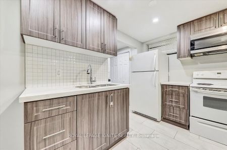 For Lease - 36 Hillside Drive Unit# Bsmt, Brampton, Ontario - Photo 3