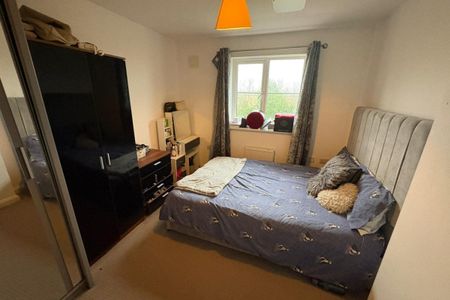 83 Frederick Drive - Photo 3