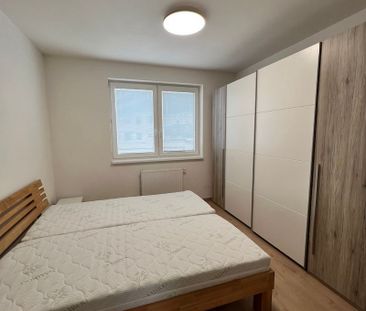 Prenájom kompletne zariadeného 2i bytu Rezidencia Vinohrady, ul. Vl... - Photo 2