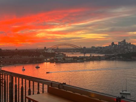 Elizabeth Bay - Photo 2