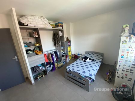 Maison à louer à Eyguières - 5 pièces avec piscine, - Photo 4