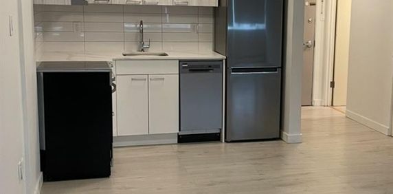 Westwood Towers - Photo 2