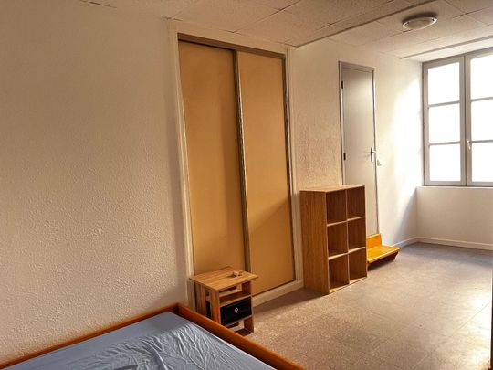 Location Appartement 2 pièces 34m² AUBENAS 07200 - Photo 1
