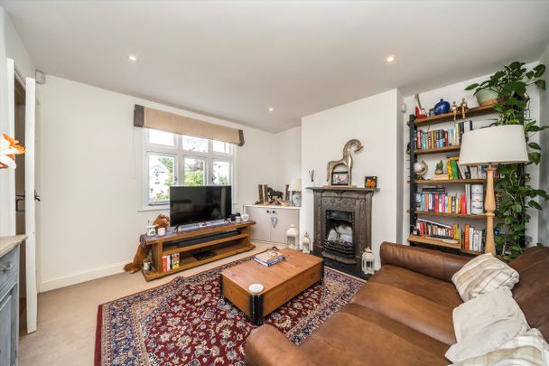 Denmark Road, Wimbledon, SW19, London - Photo 1