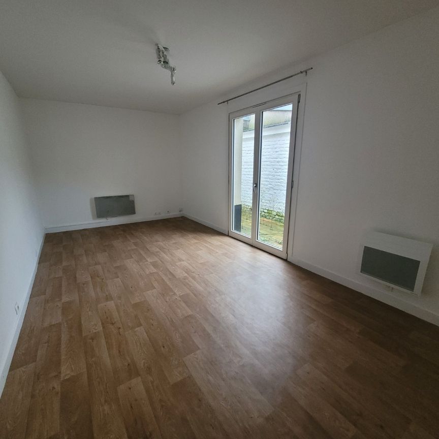 Location Appartement 1 pièce 25m² VALENCIENNES 59300 - Photo 1