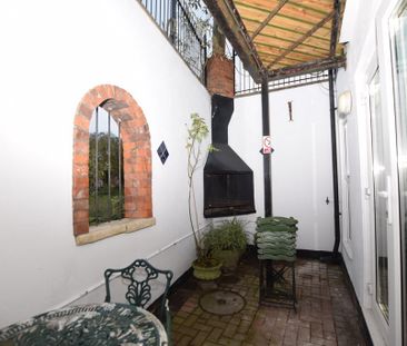2 Bed Semi-Detached House, Old Chapel, BS2 - Photo 6