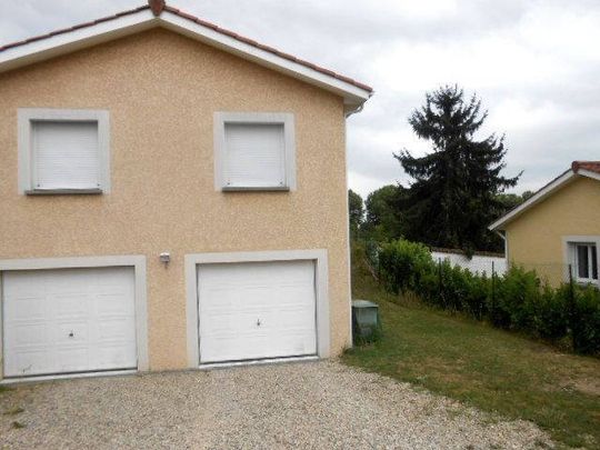 Location maison 6 pièces 105.46 m² à Dagneux (01120) - Photo 1