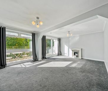 3 bedroom flat to rent - Photo 2