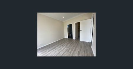 Beautiful Home with Exceptional Features! - Photo 5