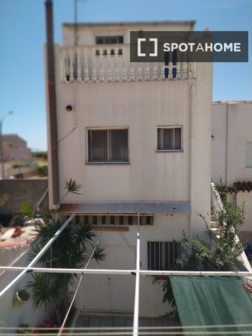 valencia, Valencian Community 46710 - Photo 2