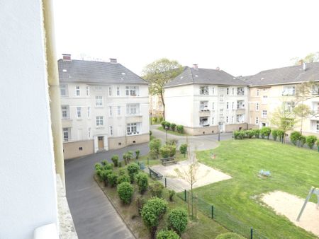 *** Großzügige 2-Zi-Wohnung mit Loggia im beliebten Luisenhof wird hochwertig modernisiert *** - Photo 4