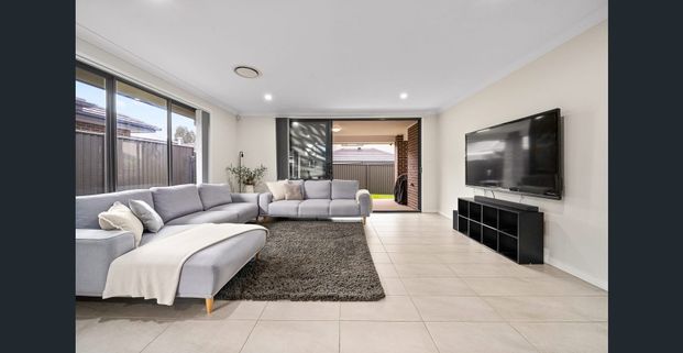 It's So Good To Be Home !! - Photo 1