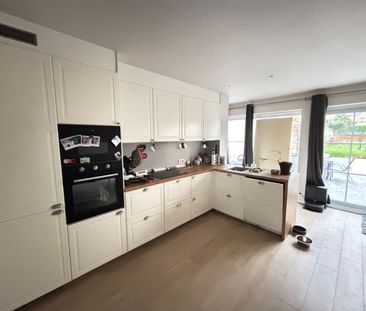Menen - Gerenoveerde woning met tuin en 2 slaapkamers - Photo 5