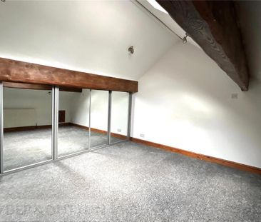 3 bedroom end of terrace house to rent - Photo 3