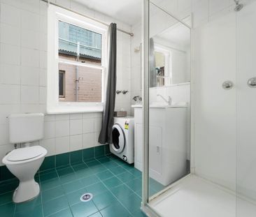 Redfern - Photo 5