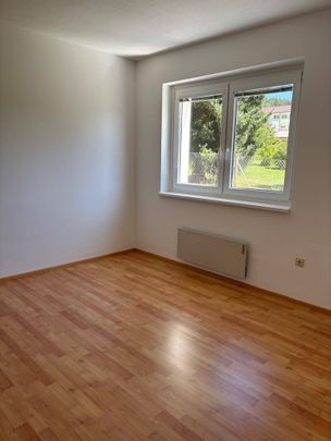 $-Zimmerwohnung mit Kamin und Terrasse - Photo 1