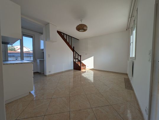 Location Appartement 4 pièces 65m² - Photo 1