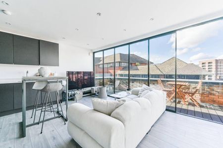 2 bedroom flat to rent - Photo 4