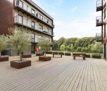 Stanmore Place, Stanmore, HA7 - Photo 2