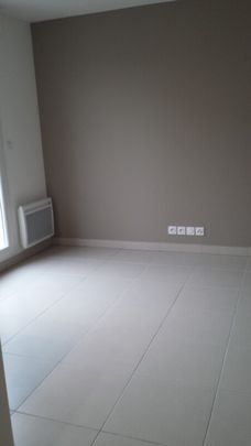 Location Appartement 1 pièce 23m² COGOLIN 83310 - Photo 1
