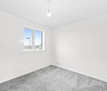 4 bedroom terraced house to rent - Photo 6