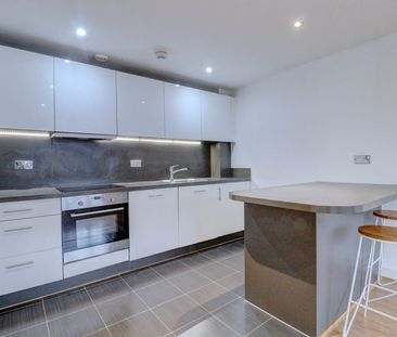 2 bedroom flat to rent - Photo 6