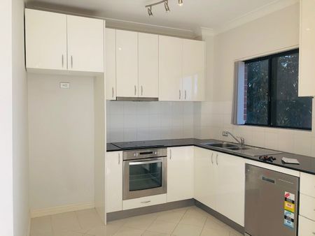 5/1 Chicago Avenue, Maroubra, NSW 2035 - Photo 2