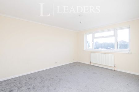 2 bedroom bungalow to rent Mountbatten Drive - Photo 2