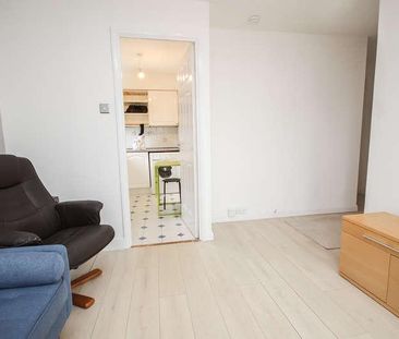 Redcraig Road, East Calder, West Lothian, EH53 - Photo 3