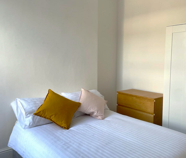 7 bedroom terraced house to rent - Photo 5