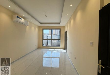 Spacious 4 BR Townhouse in Al Zaheya Gardens - Photo 5