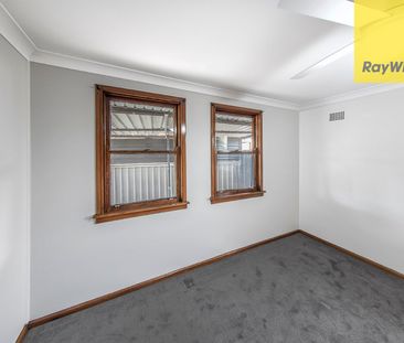 Charming Family Home in a Quiet, Convenient Location - Photo 4