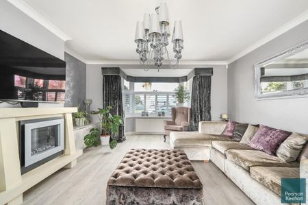 4 bedroom semi-detached house to rent - Photo 2