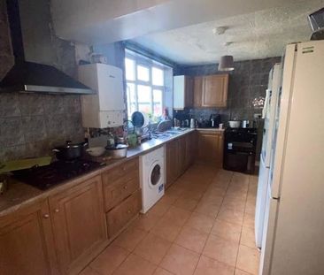 Room in a Shared House, Woodlands Road, B11 - Photo 6