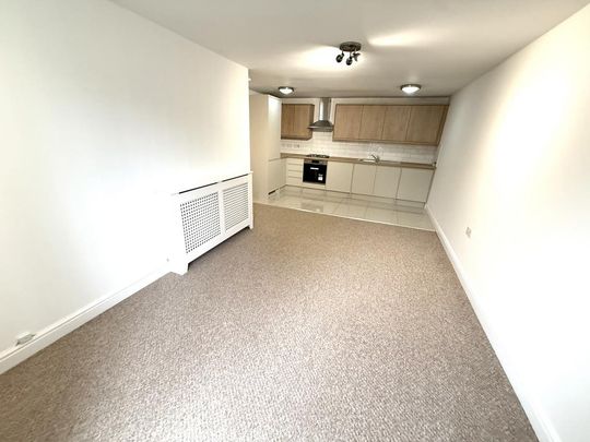 2 bedroom apartment to rent - Photo 1