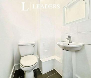 Victoria Avenue, Southend-on-sea, Essex, SS2 - Photo 5