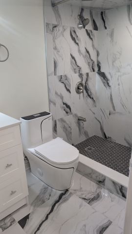 For Lease - 27 Vickery Street, Whitby, Ontario - Photo 4