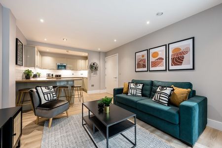 Henry Street - Photo 2