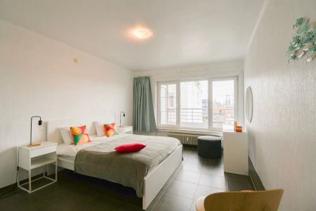 Bemeubeld appartement te huur in het centrum van Oostende - Photo 5